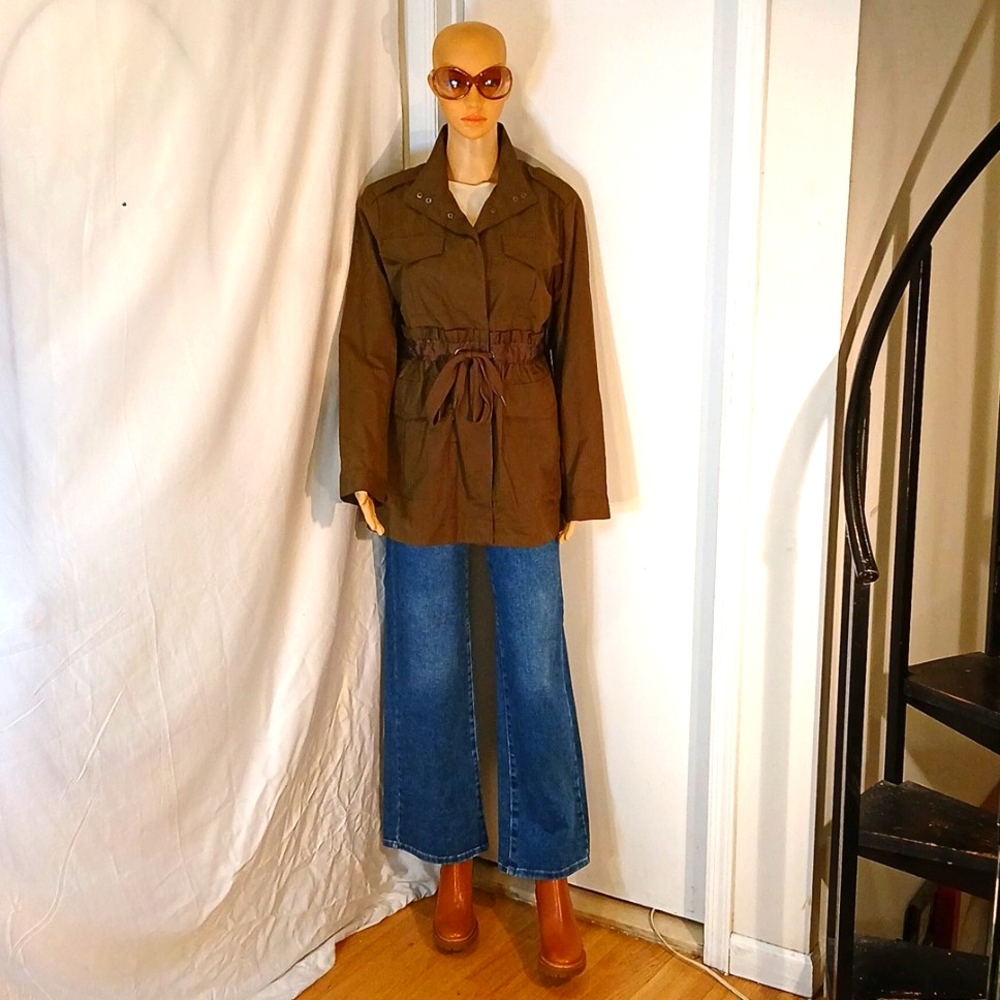 NWT Vera Wang Simply Vera Army Green Safari Jacket